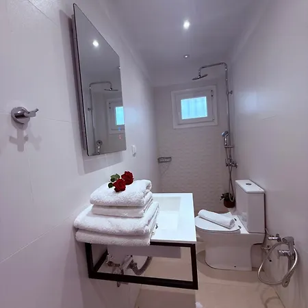 Babis House Πέλεκας